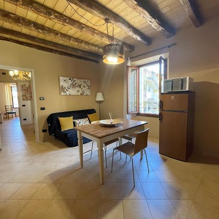 La Casa Sul Sasso In Town Serviced Accommodations 德尔维奥 外观 照片